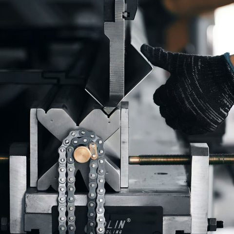 press-brake-V-die-structure.jpg
