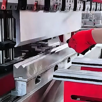 press-brake-die-manufacturing-process.jpg